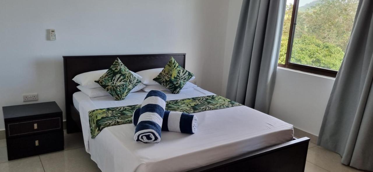 Otantik Residence Victoria Luaran gambar