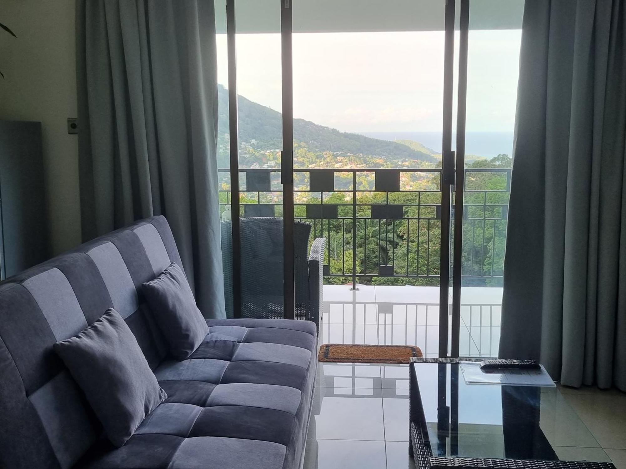 Otantik Residence Victoria Luaran gambar