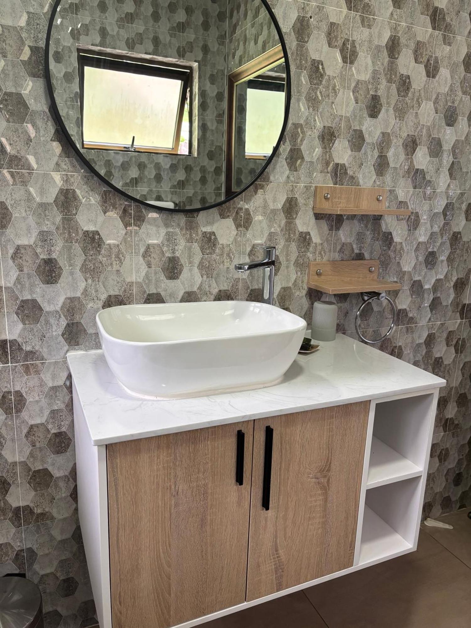 Otantik Residence Victoria Luaran gambar