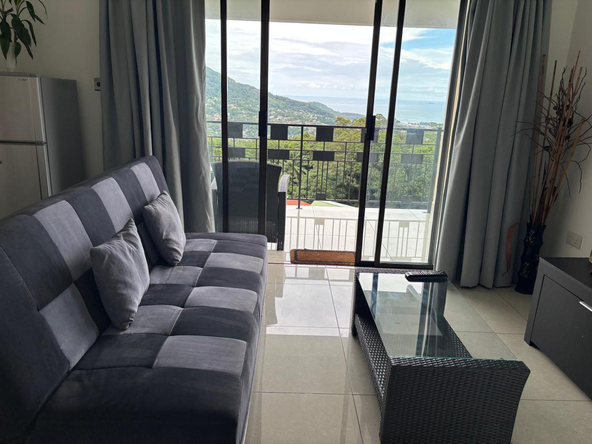 Otantik Residence Victoria Luaran gambar