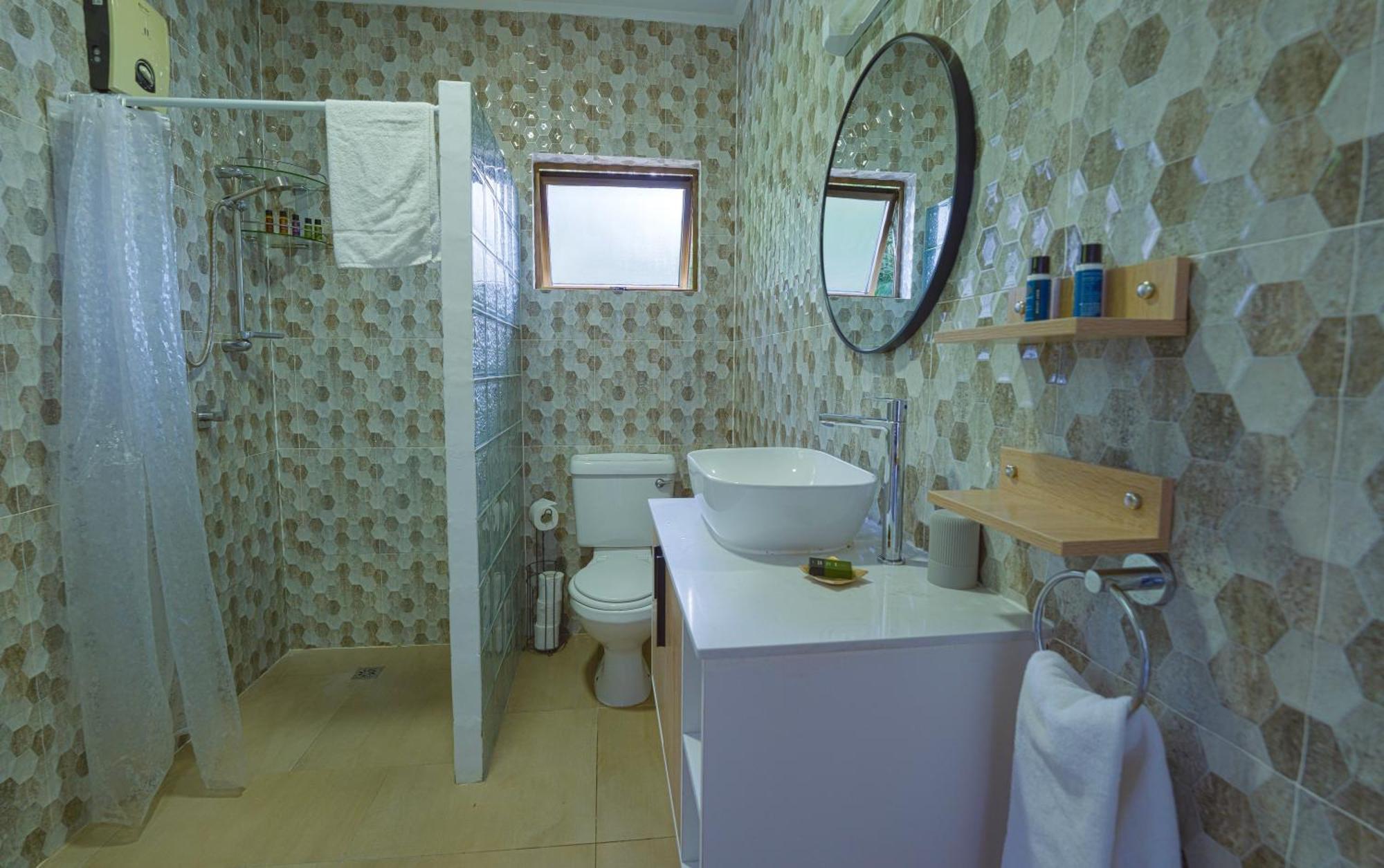 Otantik Residence Victoria Luaran gambar